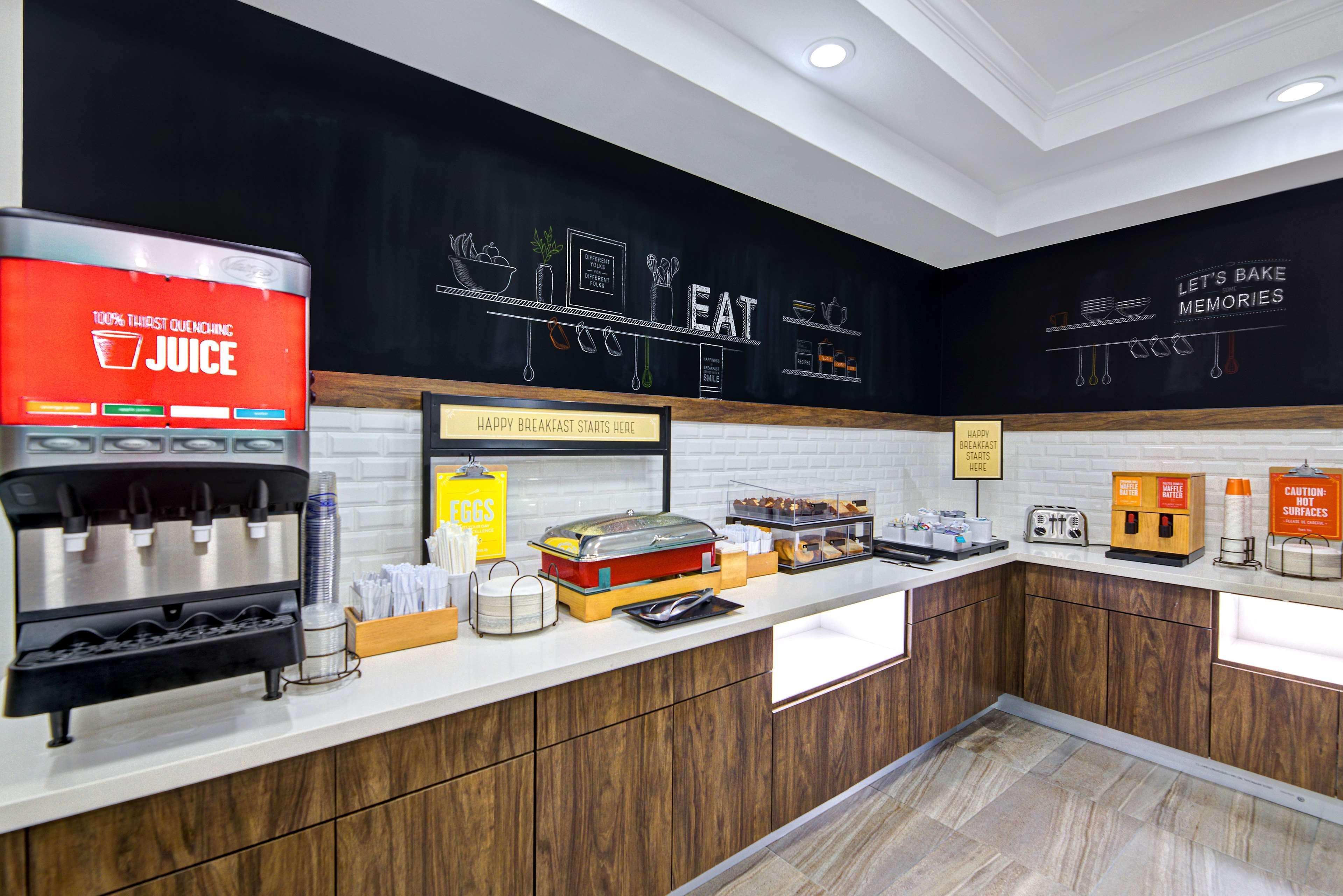 Hampton Inn & Suites Nacogdoches Esterno foto