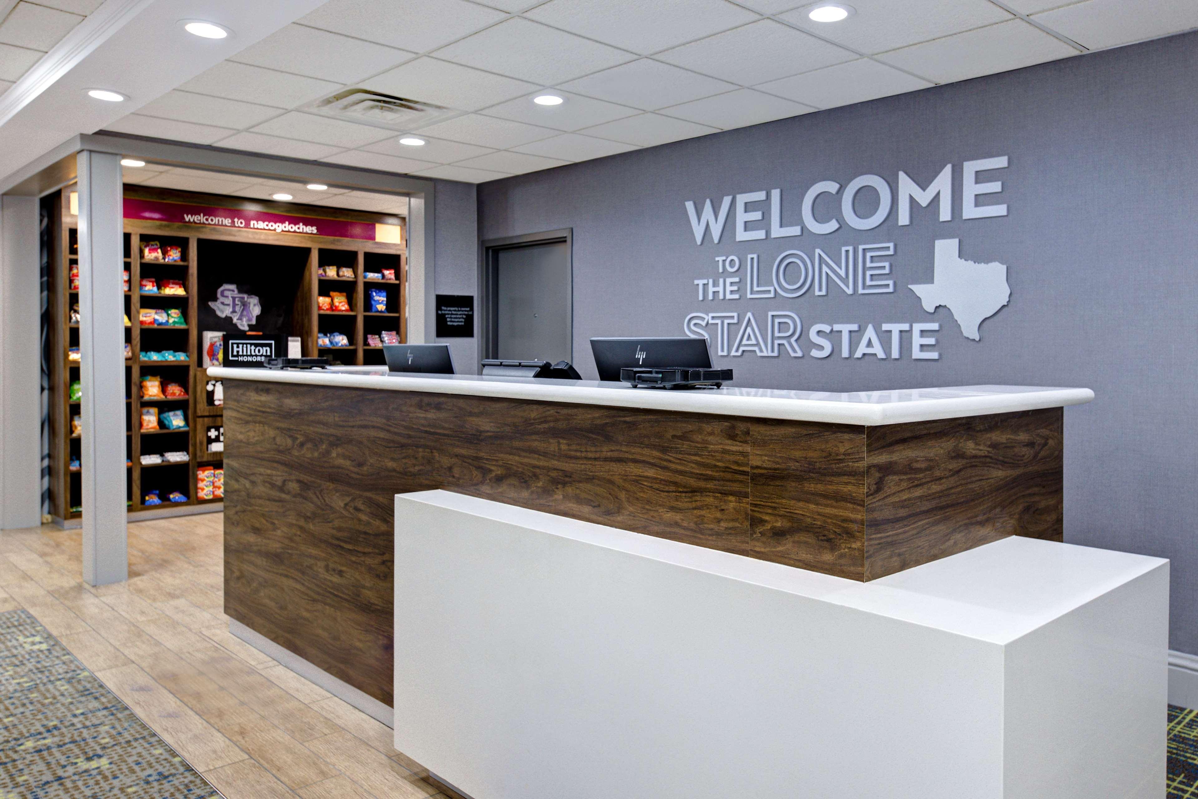 Hampton Inn & Suites Nacogdoches Esterno foto