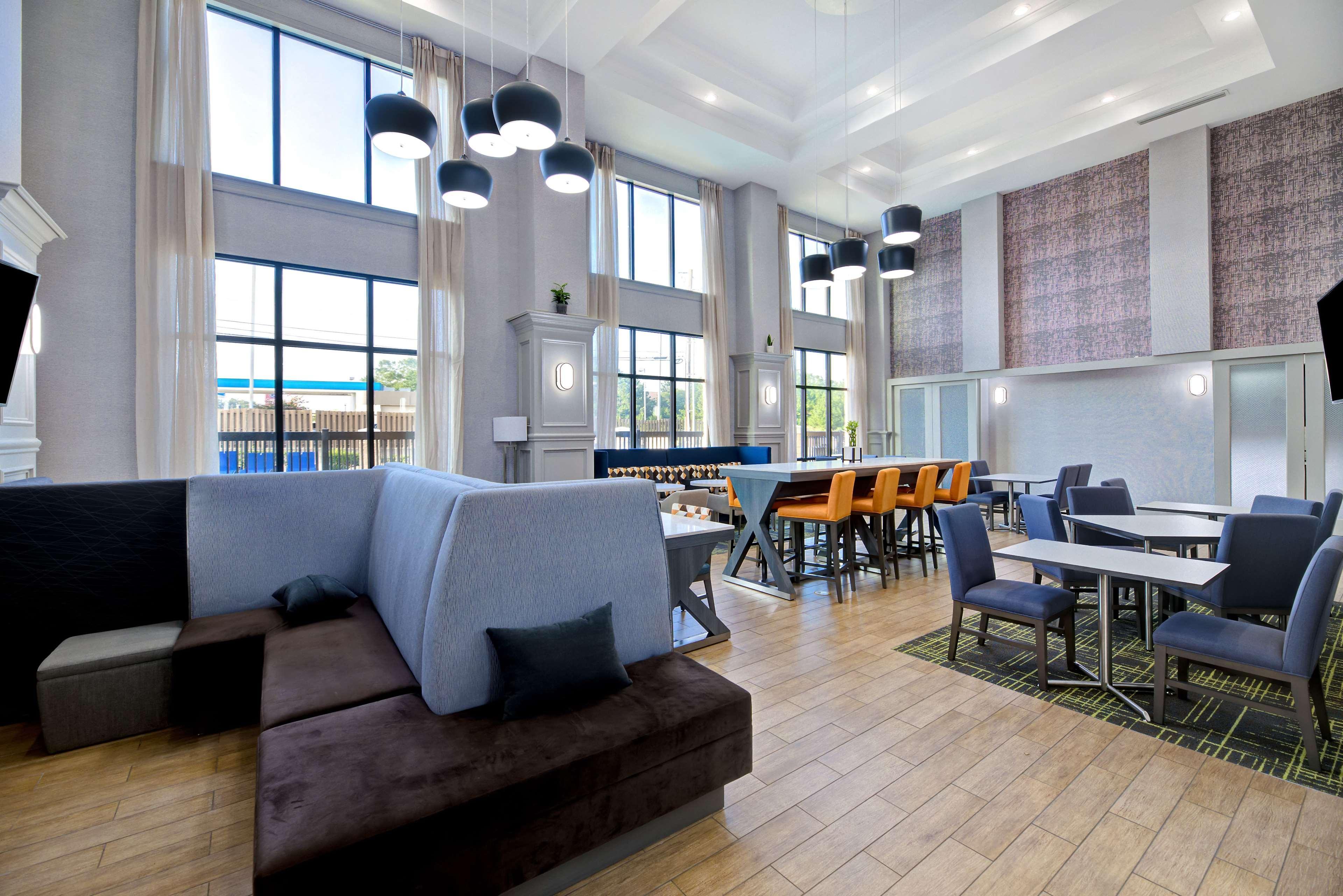 Hampton Inn & Suites Nacogdoches Esterno foto